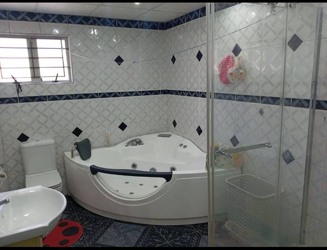 3 BEDROOM HOUSE FOR SALE IN SILVERGLEN